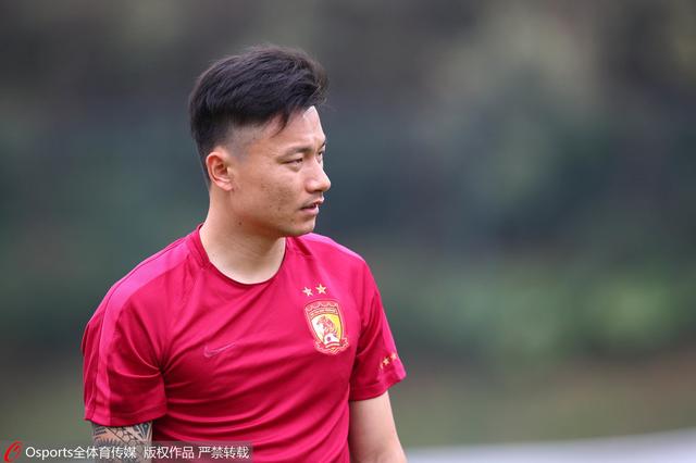 谈到球队位居积分榜榜首，哈弗茨说道：“看到自己待在榜首总是会很高兴，但现在讨论这个还为时过早，我们需要一场一场审视。